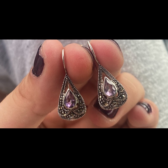 Jewelry - Antique Silver Gemstone Teardrop Earrings🔮🧿💜